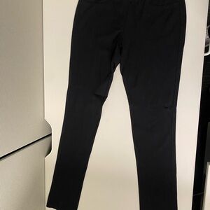 THEORY Designer Leggings/Pants/slacks  color black like new size Small